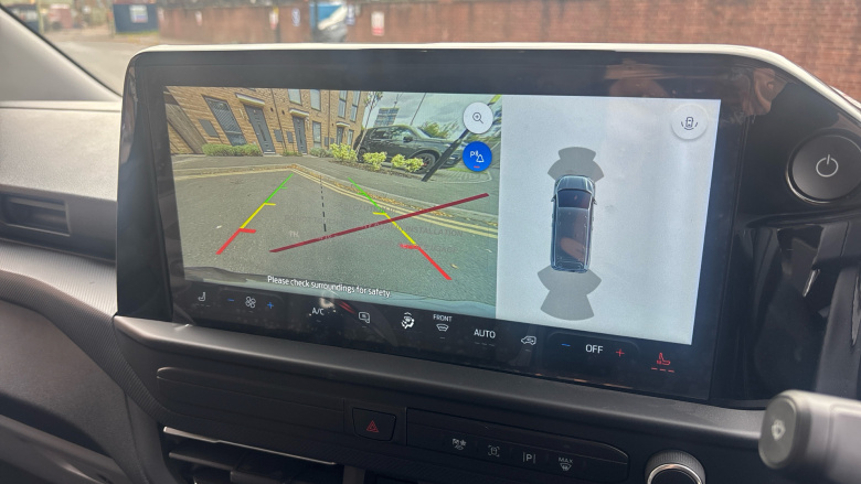 Ford Transit Custom E-320 L1 Rwd 100kW 65kWh H1 Van Limited Auto